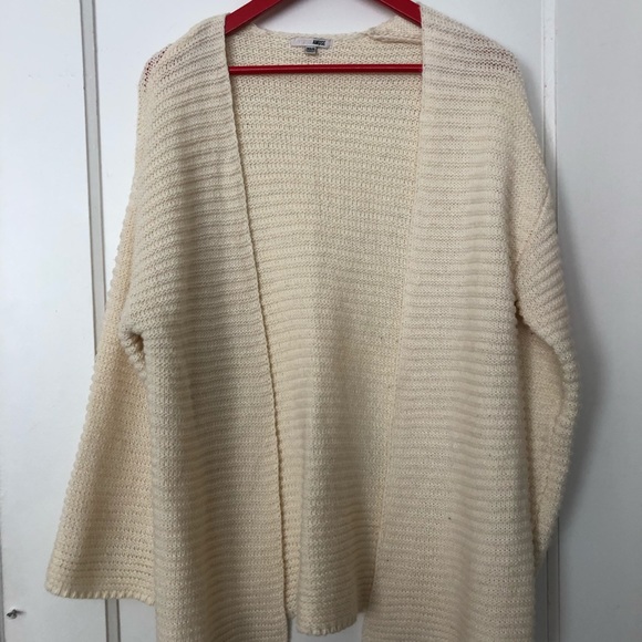 Maternity items in my Posh closet - Picture 2 of 12